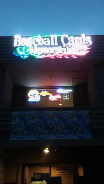 Baseball Cards & Memorabilia