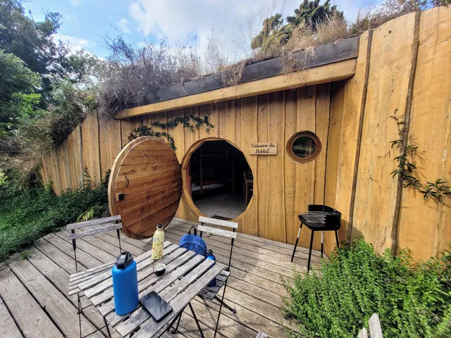 Domaine du Balbuzard - Location gîte bulle insolite atypique lac étang pêche camping - Hébergement cabane maison de hobbit - Massif Central Vulcania AUVERGNE PUY-DE-DÔME