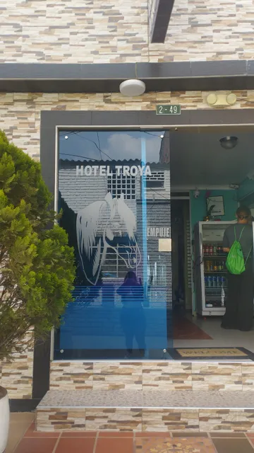 Hotel Troya