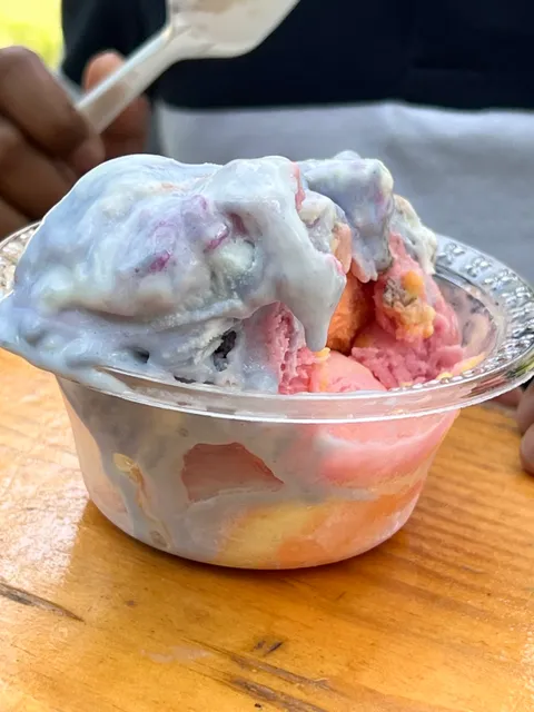 Glen Mountain House Snacks & Souvenirs