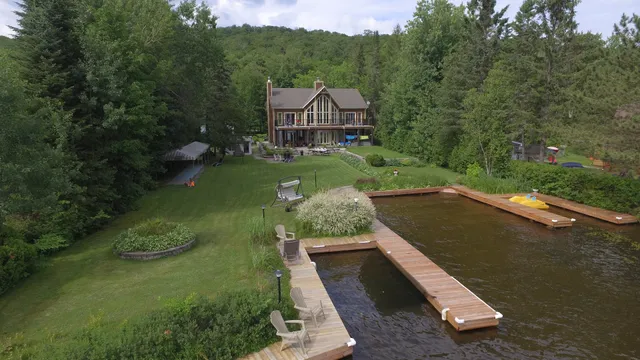 Les Chalets Avantage-Le Jardin, lac Sept-Îles, Saint-Raymond, location touristique