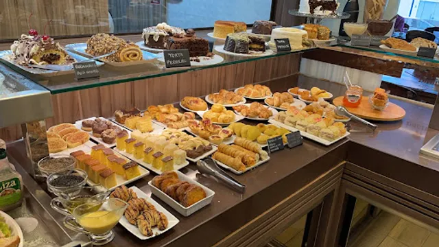 Briand Delicatessen & Panificadora