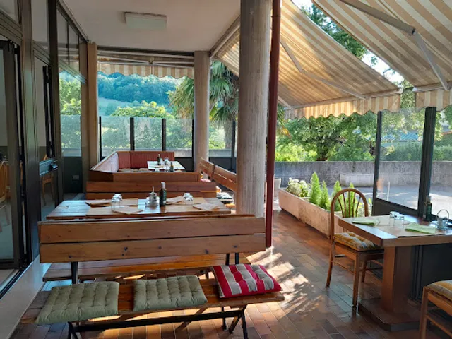 Pizzeria Trattoria La Svolta