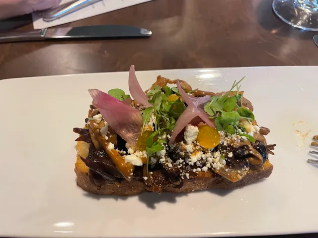 Treetop Tapas & Grill