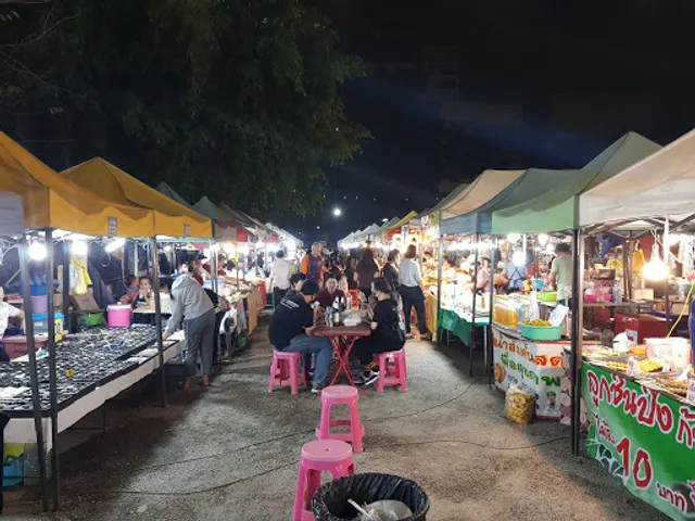 Night Market, Big C Extra