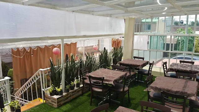 El jardin restaurante cafetería