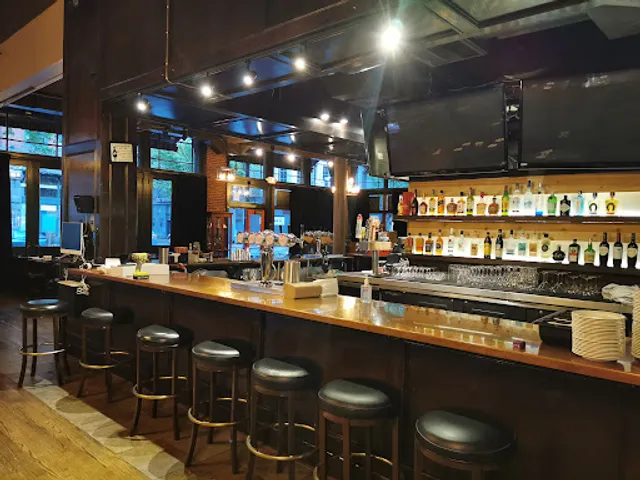 Xin Ding Dumpling House 鑫鼎轩 - Downtown Portland