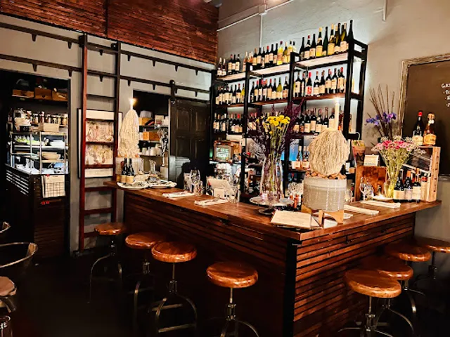 C'est Si Bon! Bistro+Vins