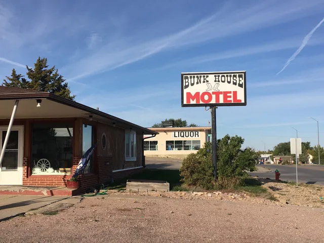 Bunk House Motel