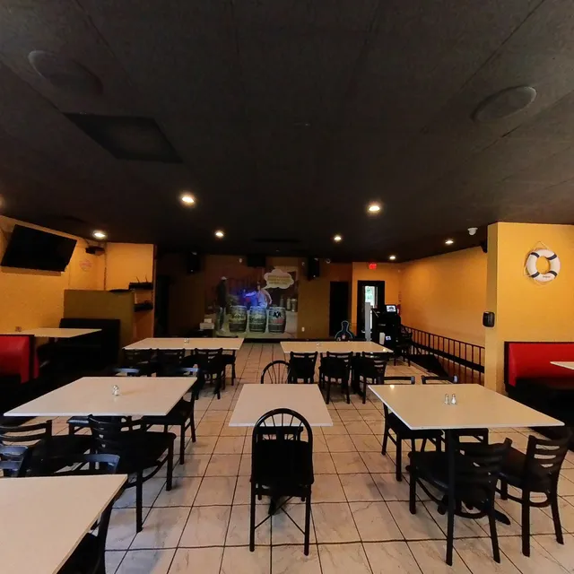 Michelandia Bar and Grill