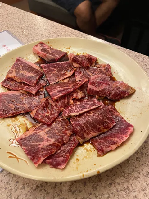 焼肉 山八