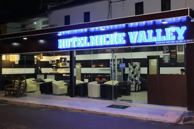 OYO 90143 Niche Valley Hotel