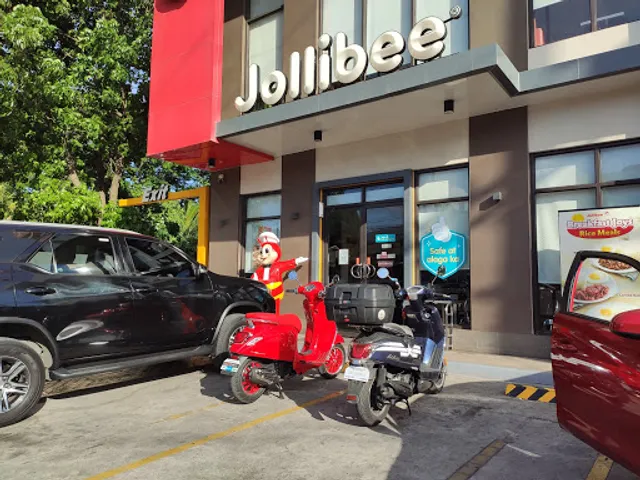 Jollibee - Calamba Highway