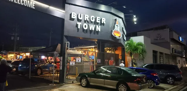 Burger Town Roosevelt