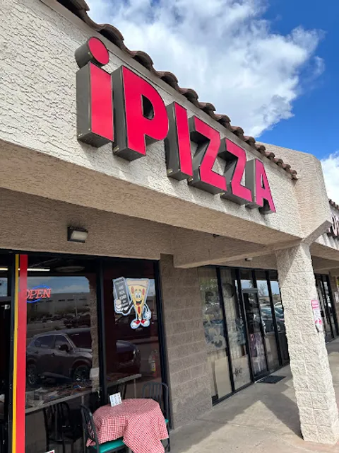 IPIZZA ("Eye-Pizza") Restaurant