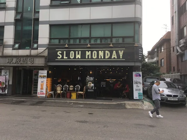 Slow Monday