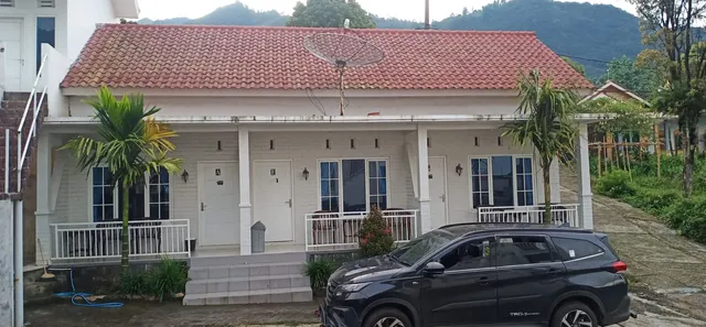 Minimart cafe &eatery penginapan Villaloe