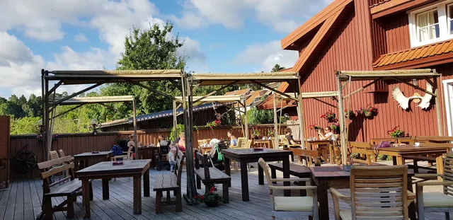 Juodasis kalnas, viesbutis, Lotas