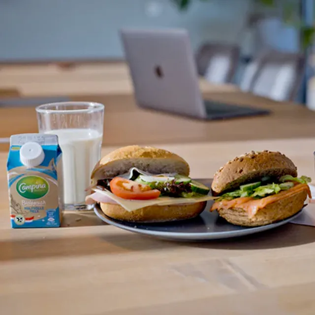 Warme Bakker de Graaf - Bakkerij & Catering