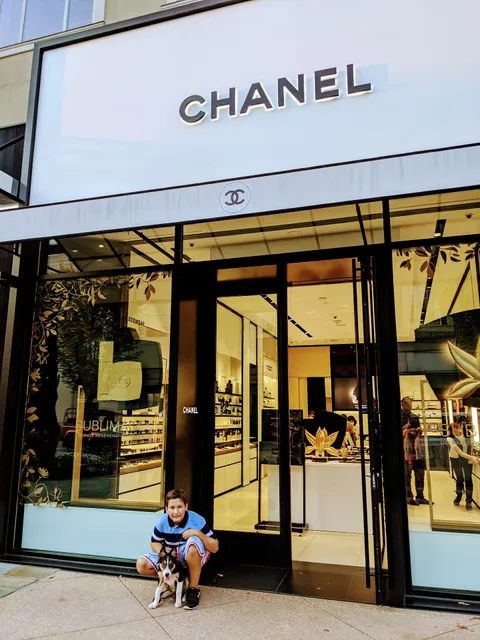 CHANEL FRAGRANCE AND BEAUTY BOUTIQUE