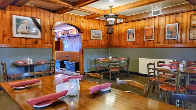 Balloons Restaurant & Catering