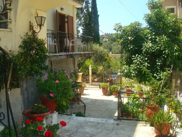 Maison Anna Corfu Holiday Apartments