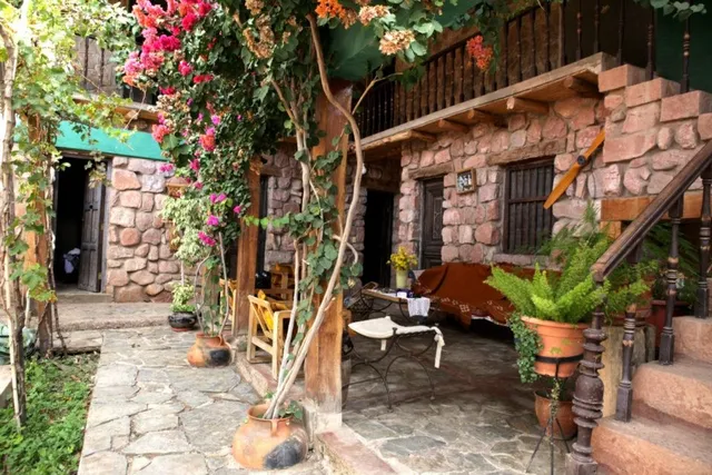 RESORT-BODEGA-HOSTAL "CepasdemiAbuelo"