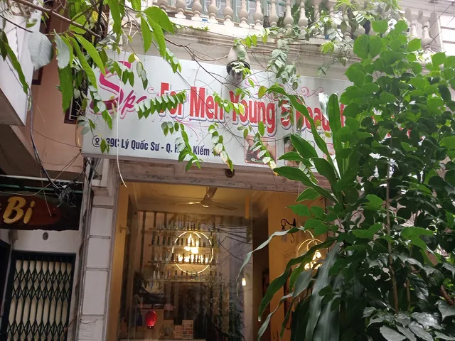 Spa for Men young & beautiful therapist