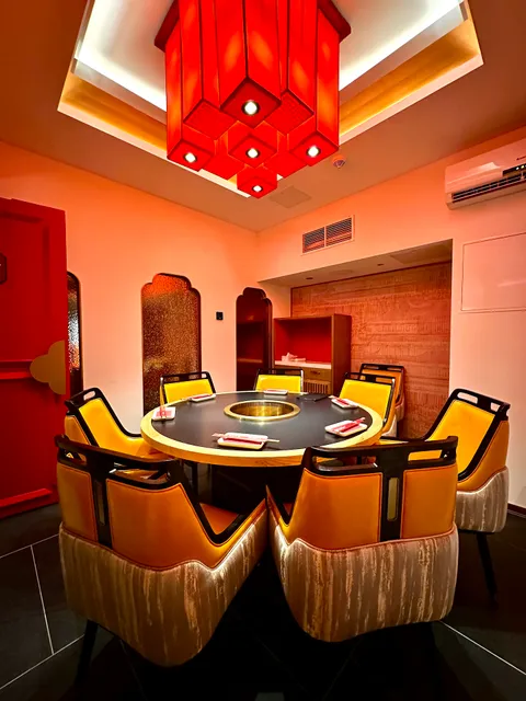 Liu's Hotpot - Liu Yi Shou 杜塞刘一手