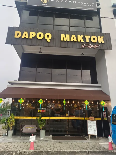 Dapoq Maktok by Tapau Habis Station
