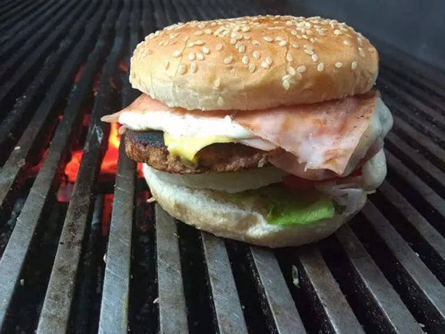 Hamburguesas al carbón