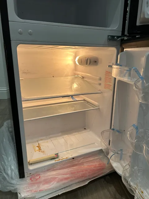 Brothers Deals Liquidation and Furniture