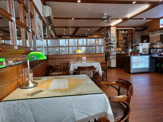 【艾凡里咖啡】