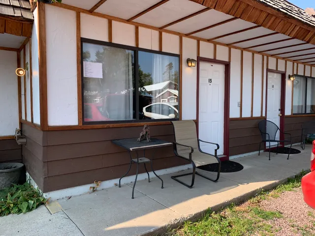 DB Botique and Cabins