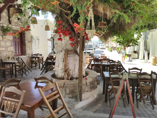 Παραλιακό Καφενείο