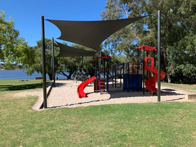 Bardon Park Playground