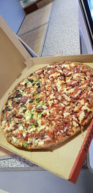 Cosmopolitan Pizzeria & Pasta Kitchen