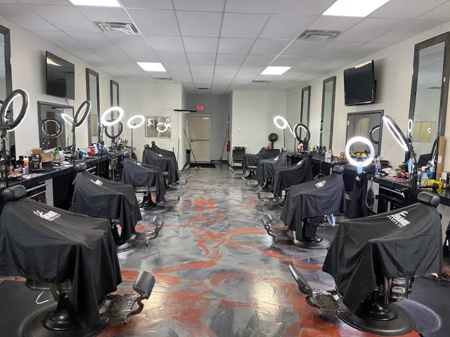 Cut Lounge Barbershop
