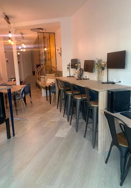 Le Colibri - Coworking, Domiciliation, Bulles de réunion