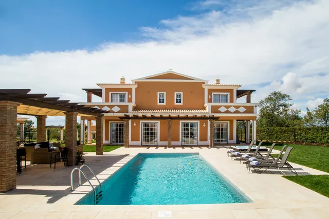 Colina Villas with private pool