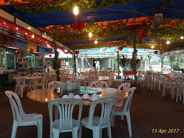 Slivermine Bay Restaurant