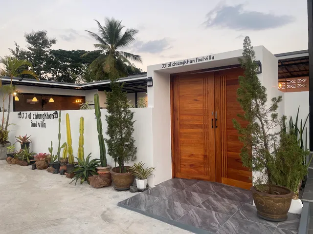 JJ at Chiangkhan Resort