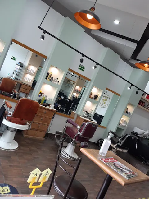 OLIMPO Barberia & Salón