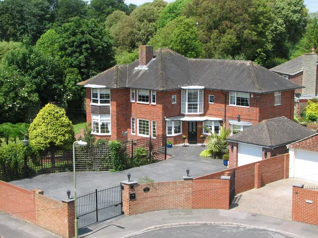 Windbrake House Luxury Holiday Accommodation