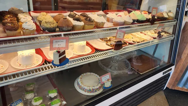 Munchies Ice Cream and Bake Shop