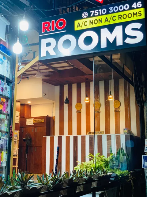 RIO ROOMS