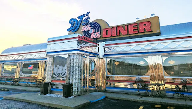 DJ's 50'S & 60'S Diner