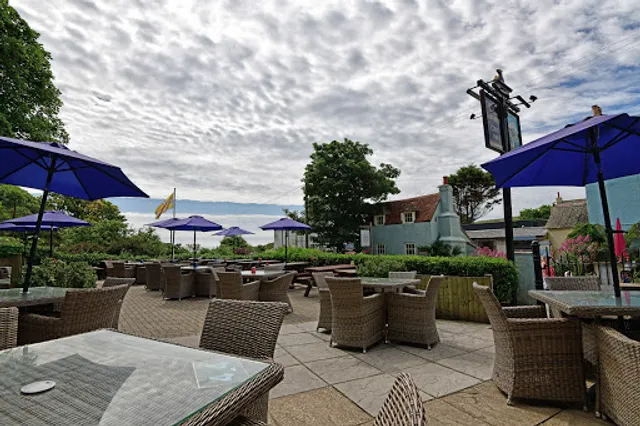 The Lulworth Cove Inn