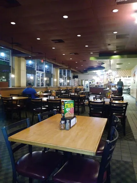 Mazzio’s Pizza & Wings