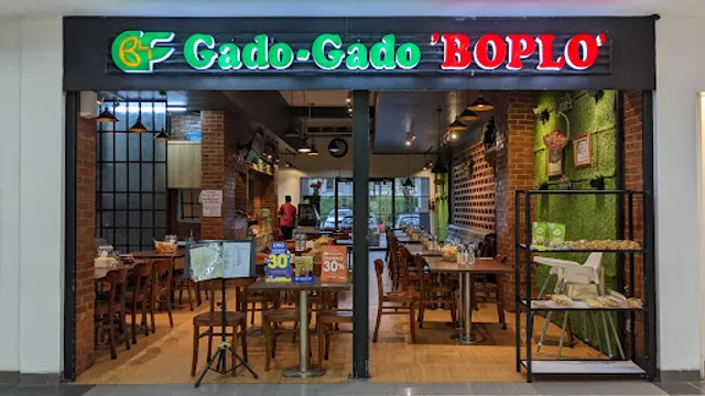 Gado Gado Boplo Sport Mall
